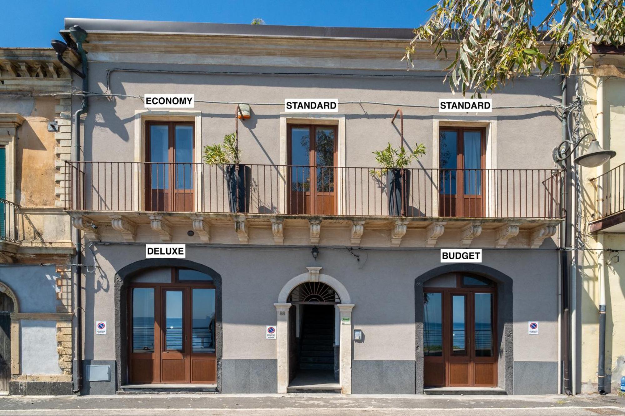 ホテル Casa Scala アチレアーレ エクステリア 写真