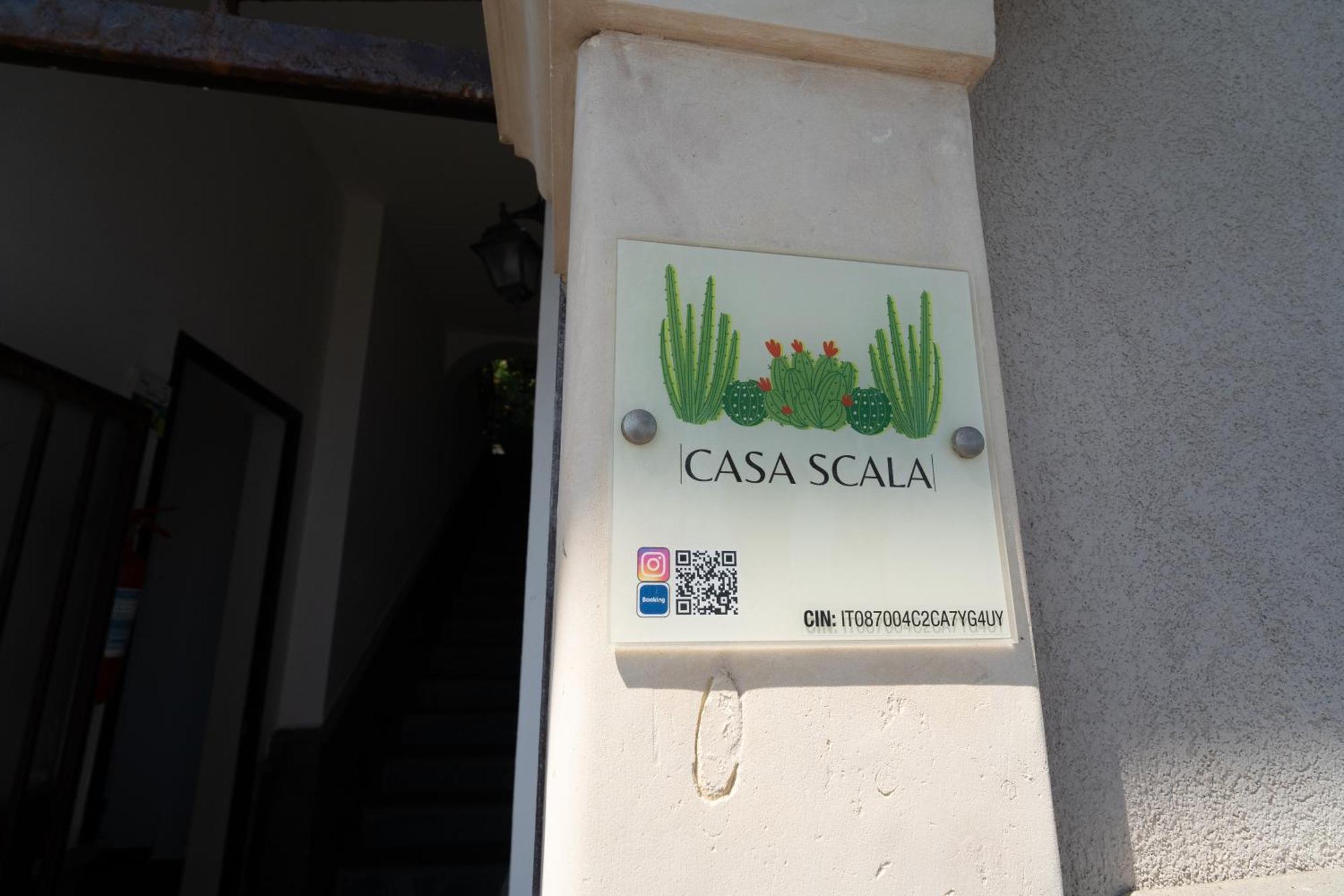 ホテル Casa Scala アチレアーレ エクステリア 写真
